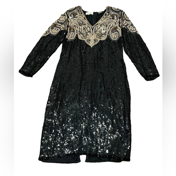 Cache vintage 100% silk black and gold long sleeve fully sequins and beaded gown - Picture 3 of 16